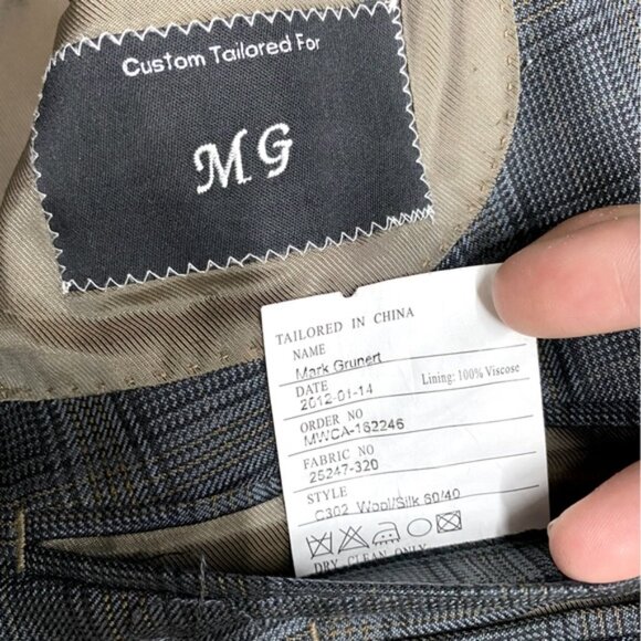 Vintage Grey Tan Plaid Wool Silk Blend Blazer Sport Coat 44R - Picture 3 of 14